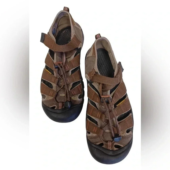 💥HOST PICK💥 Keen Newport H2 Sandal Size 6 - Picture 2 of 10